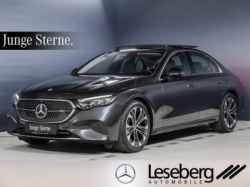 Graphitgrau Gebraucht 2024 Mercedes E220 Limousine | 45.980 € (Superpreis) - Bild 1/4