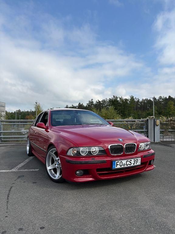 Rot Gebraucht 2000 BMW 528 Performance Limousine | 10.890 € - Bild 1/4