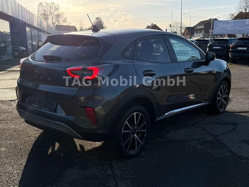 Gebraucht Ford Puma Titanium 125 PS (91 kW) 2021 Grau SUV