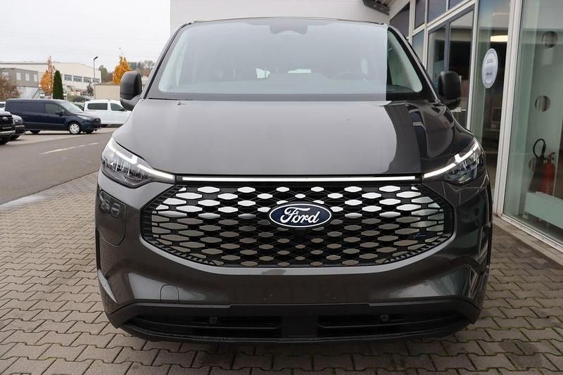 Nowe Ford Transit Limited 160 kW (218 KM) 2026 Biały Kombi