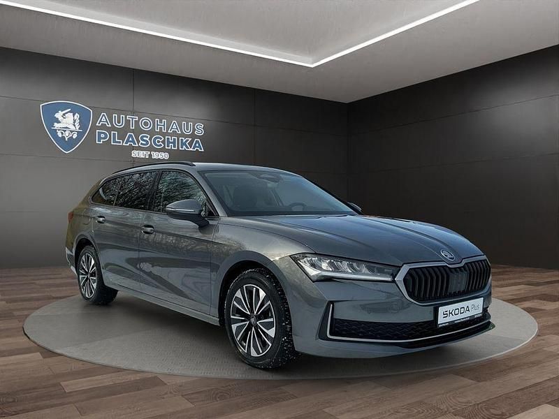 Gebraucht Skoda Superb Selection 265 PS (194 kW) 2025 Grau Limousine