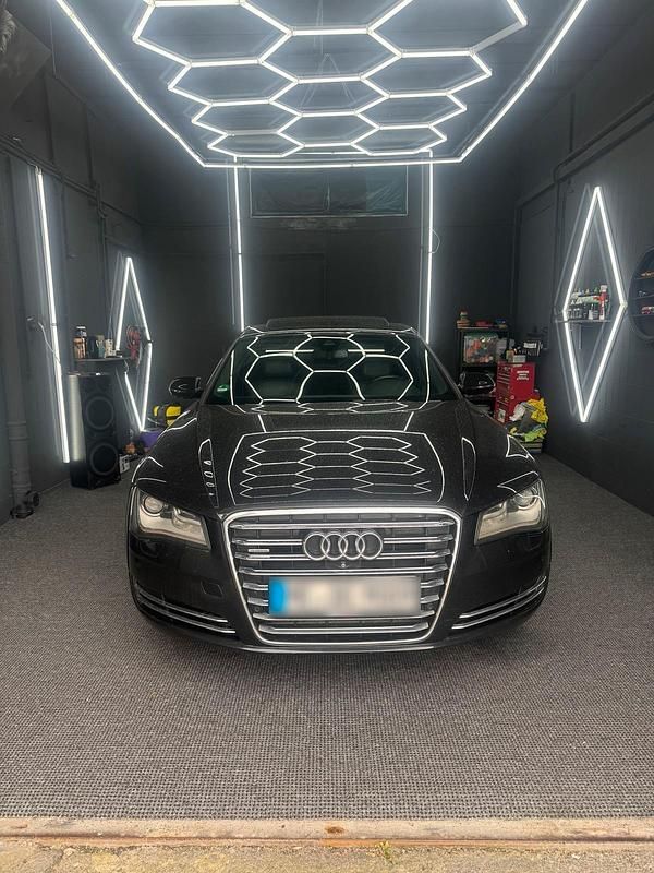 Gebraucht Audi A8 250 PS (183 kW) 2011 Schwarz Limousine