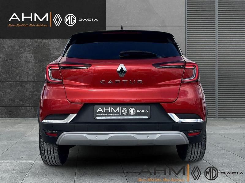 Gebraucht Renault Captur Techno 140 PS (102 kW) 2022 Rot SUV