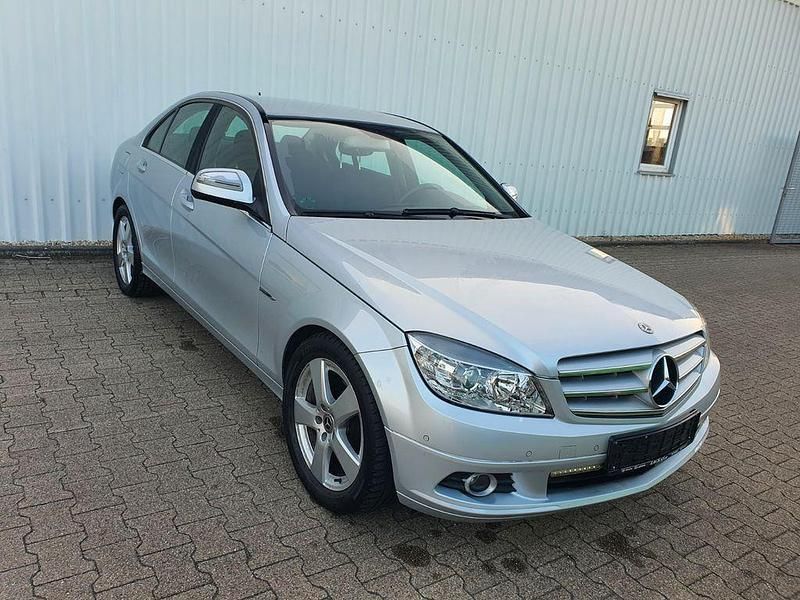 Silber Gebraucht 2008 Mercedes C180 Limousine | 6.950 € (Guter Preis) - Bild 1/4