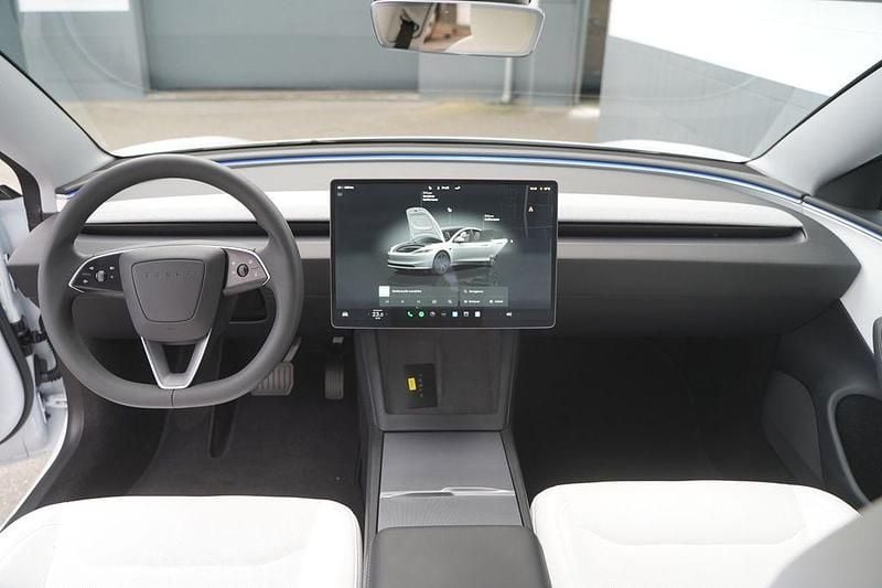 Occasion Tesla Model 3 Standard Range 208 kW (283 ch) 2024 Blanc Berline