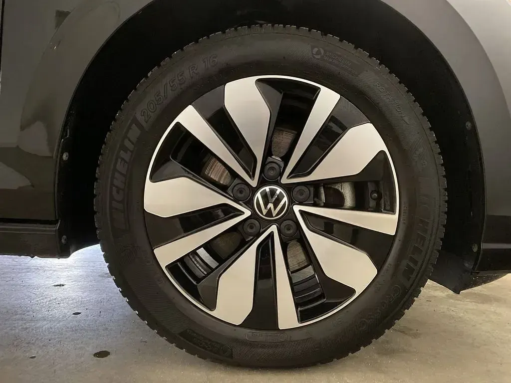 Gebraucht VW Golf VIII Goal 116 PS (85 kW) 2025 Schwarz Limousine