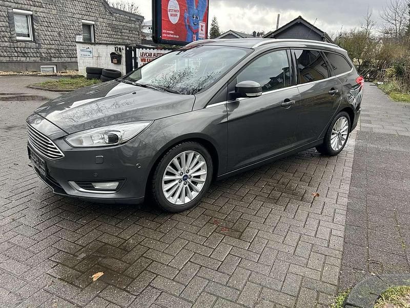 Gebraucht Ford Focus Titanium 150 PS (110 kW) 2017 Magneticgrau (metallic) Kombi