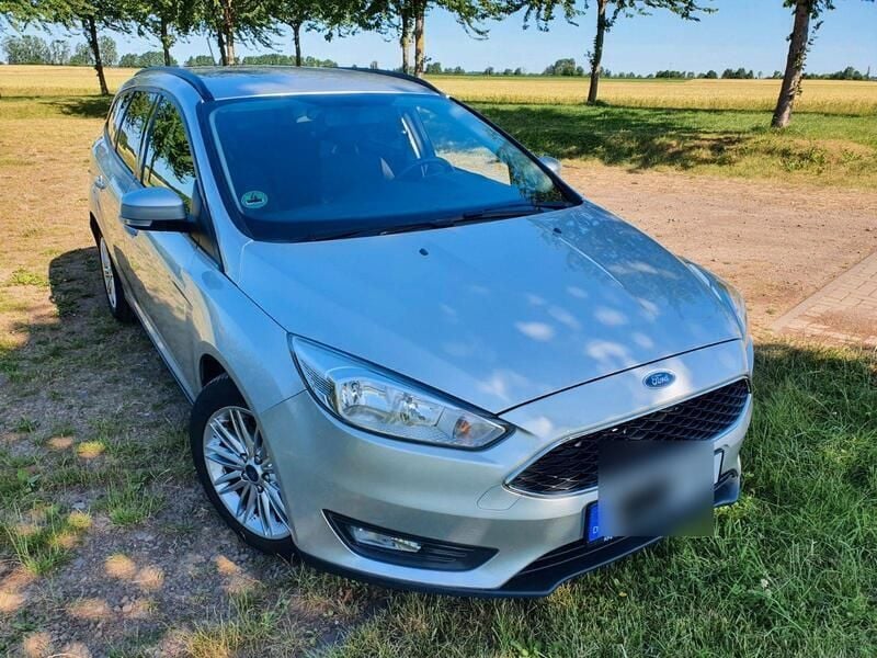 Silber Gebraucht 2017 Ford Focus Business Edition Kombi | 7.500 € (Superpreis) - Bild 1/4