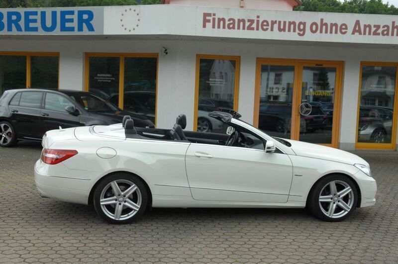 Gebraucht Mercedes E350 Avantgarde 265 PS (194 kW) 2012 Weiß Cabrio