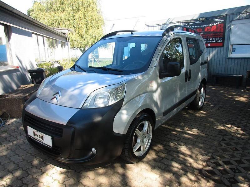 Grau Gebraucht 2011 Citroën Nemo Van | 5.899 € (Teuer) - Bild 1/4