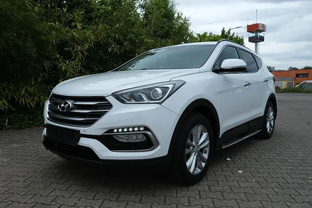 Gebraucht Hyundai Santa Fe 200 PS (147 kW) 2017 Pure white / sol SUV