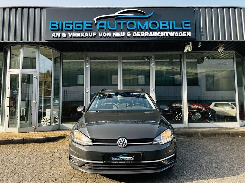 Gebraucht VW Golf VII 150 PS (110 kW) 2019 Grau Kombi