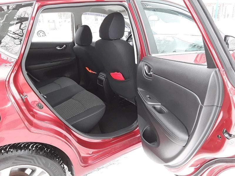 Gebraucht Nissan Pulsar Acenta 116 PS (85 kW) 2014 Rot Limousine