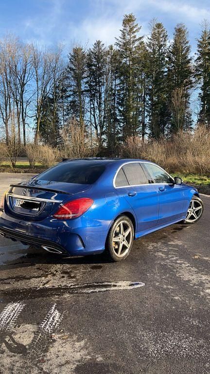 Gebraucht Mercedes C300 AMG 245 PS (180 kW) 2018 Blau Limousine