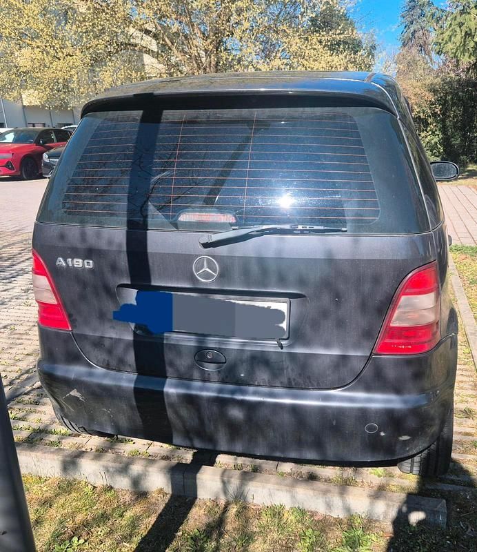 Gebraucht Mercedes A190 125 PS (91 kW) 2001 Grau Limousine