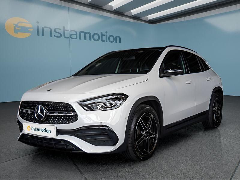 Weiß Gebraucht 2022 Mercedes GLA200 SUV | 38.699 € (Teuer) - Bild 1/4