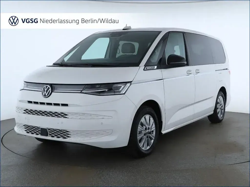 Usata VW Multivan Style 177 CV (130 kW) 2025 Bianco Monovolume