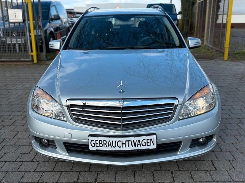 Gebraucht Mercedes C200 136 PS (100 kW) 2010 Silber Kombi