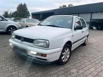 Weiß Gebraucht 1993 VW Golf III Kleinwagen | 800 € - Bild 1/1