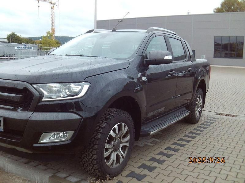 Schwarz Gebraucht 2017 Ford Ranger Wildtrack Abholung | 21.000 € (Fairer Preis) - Bild 1/4