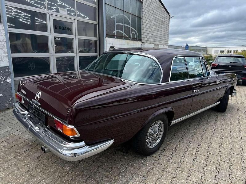 Gebraucht Mercedes 280 160 PS (117 kW) 1968 Rot Coupé