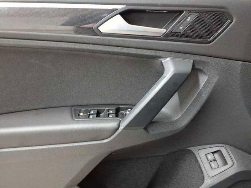 Gebraucht VW Tiguan Elegance 150 PS (110 kW) 2022 Nightshade blue metallic SUV