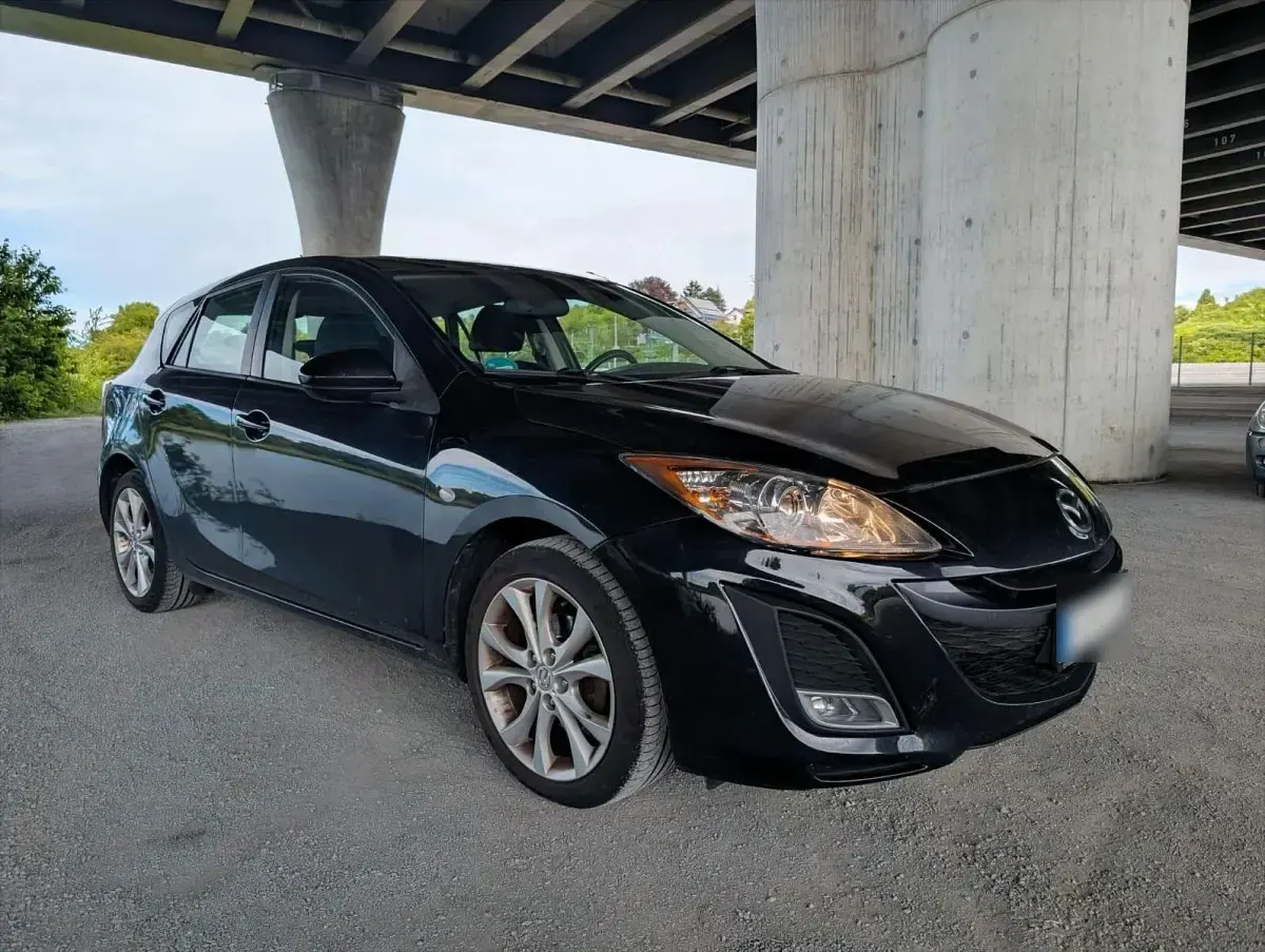 Gebraucht Mazda 3 105 PS (77 kW) 2011 Schwarz Limousine