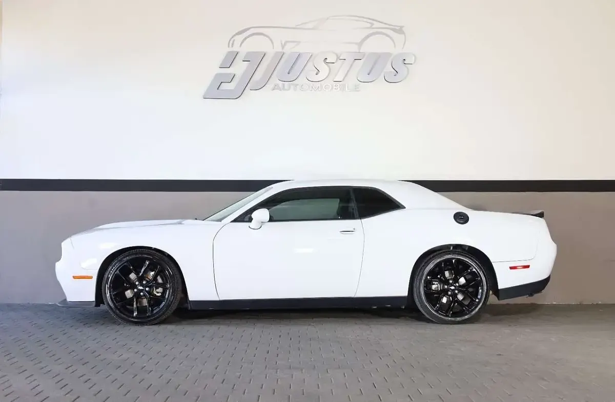Second-hand Dodge Challenger 309 CP (227 kW) 2021 Alb Coupe