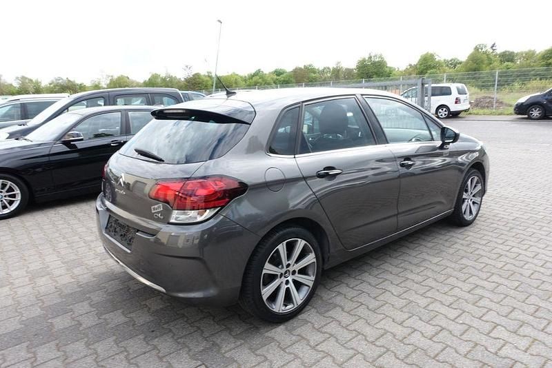 Second-hand Citroën C4 Shine 131 CP (96 kW) 2017 Gri Berlinǎ