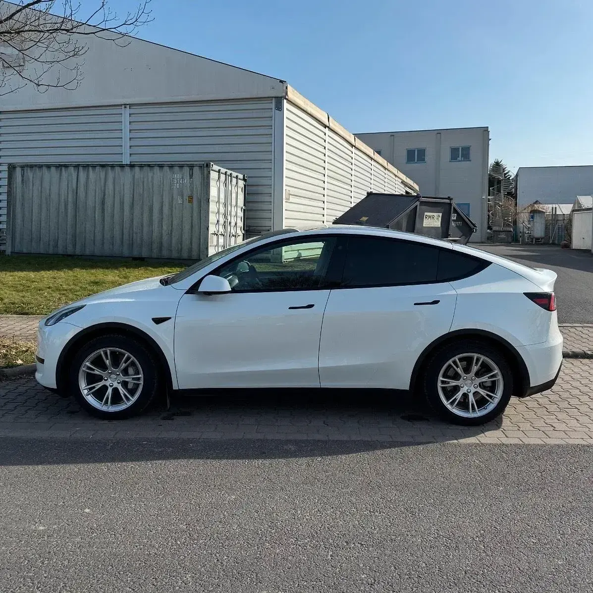 Brugt Tesla Model Y Standard Range 219 kW (299 HK) 2024 Hvid SUV