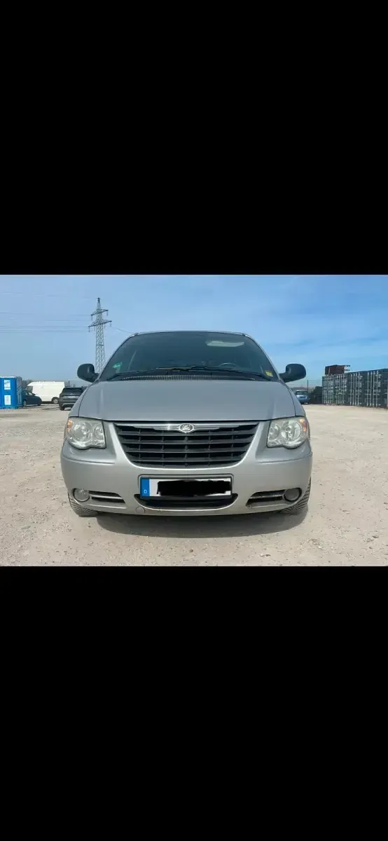 Gebraucht Chrysler Grand Voyager 150 PS (110 kW) 2007 Silber Van / Kleinbus