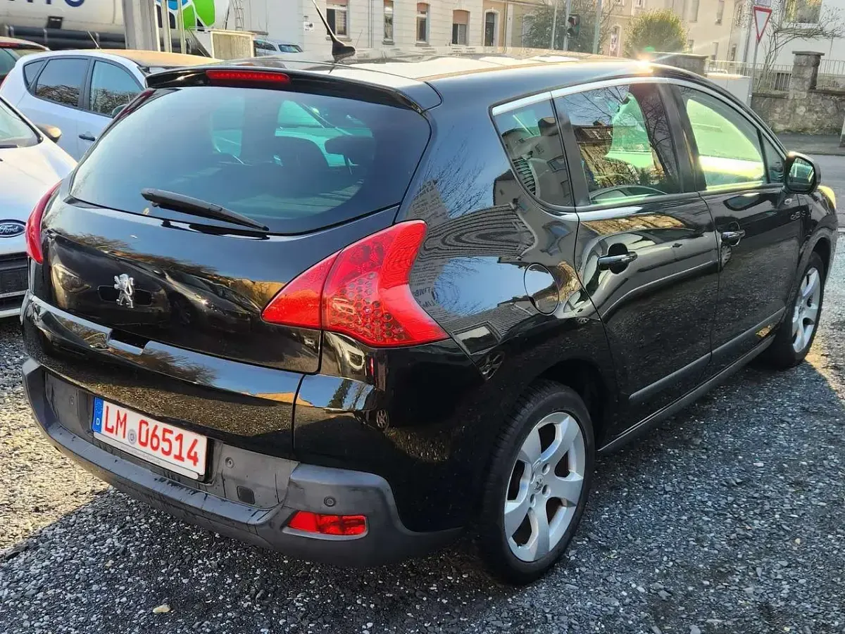 Gebraucht Peugeot 3008 Premium 120 PS (88 kW) 2010 Schwarz perla nera/metallic Kombi