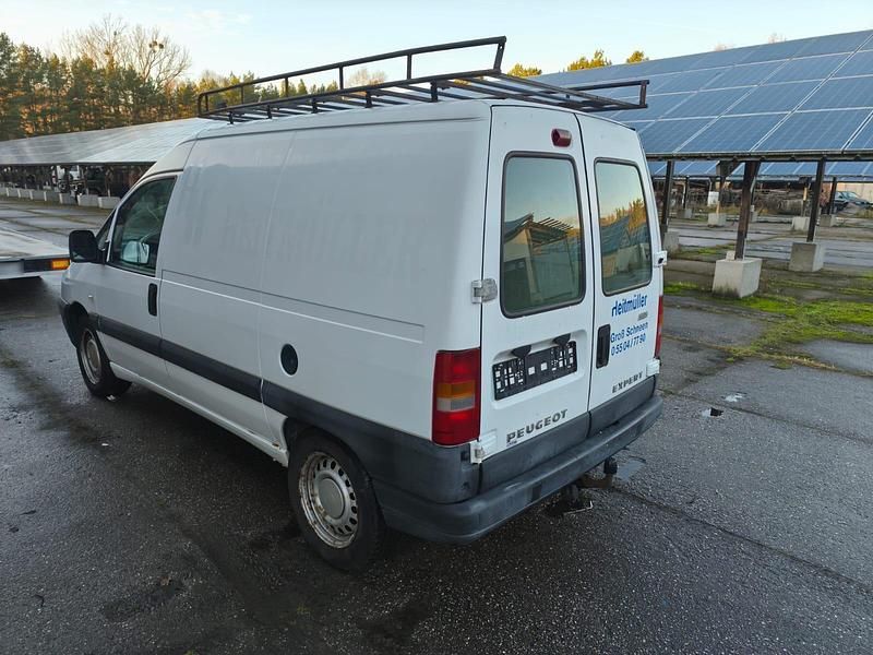 Gebraucht Peugeot Expert 120 PS (88 kW) 2005 Weiß Van