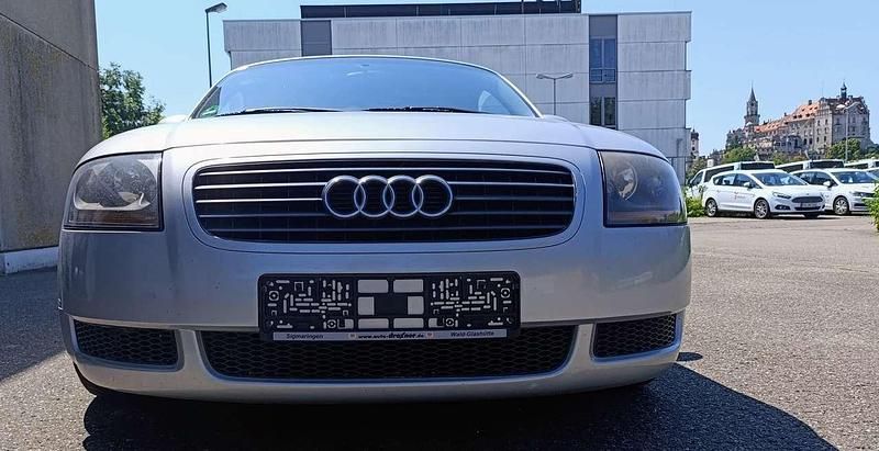 Gebraucht Audi TT Roadster 179 PS (131 kW) 2000 Lichtsilber metallic Cabrio
