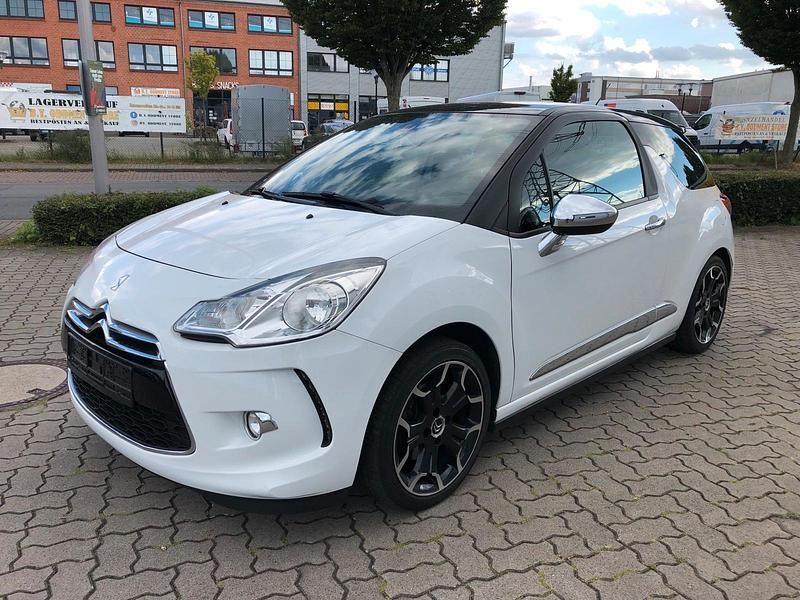 Weiß Gebraucht 2011 Citroën DS3 Kleinwagen | 3.200 € (Superpreis) - Bild 1/4
