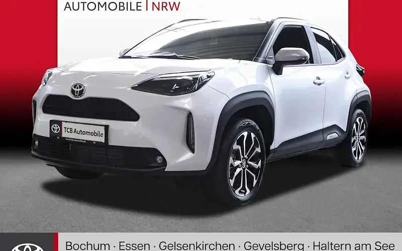 Neu Toyota Yaris Cross 131 PS (96 kW) 2025 Weiß SUV
