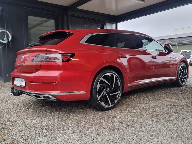 Gebraucht VW Arteon 200 PS (147 kW) 2021 Rot Limousine