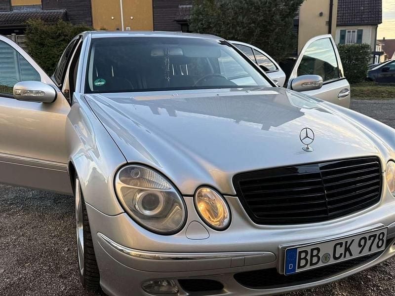 Gebraucht Mercedes E320 Elegance 224 PS (164 kW) 2003 Limousine