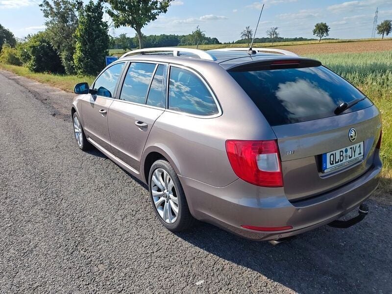 Gebraucht 2013 Skoda Superb Ambition Kombi | 5.500 € (Superpreis) - Bild 1/4