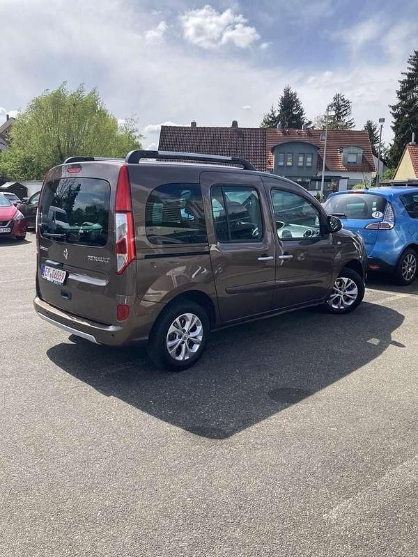 Gebraucht 2017 Renault Kangoo Intens Kombi | 15.500 € (Teuer) - Bild 1/2