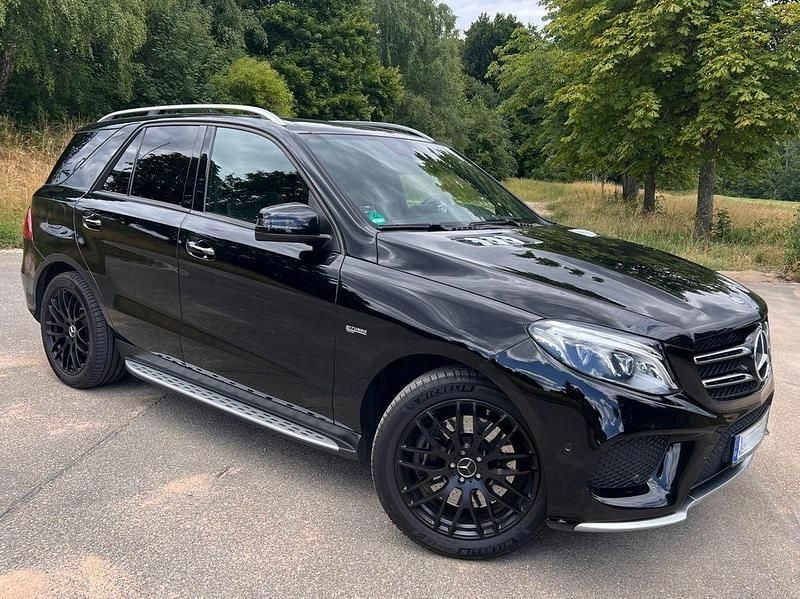 Schwarz Gebraucht 2017 Mercedes GLE43 AMG AMG SUV | 43.000 € (Fairer Preis) - Bild 1/4