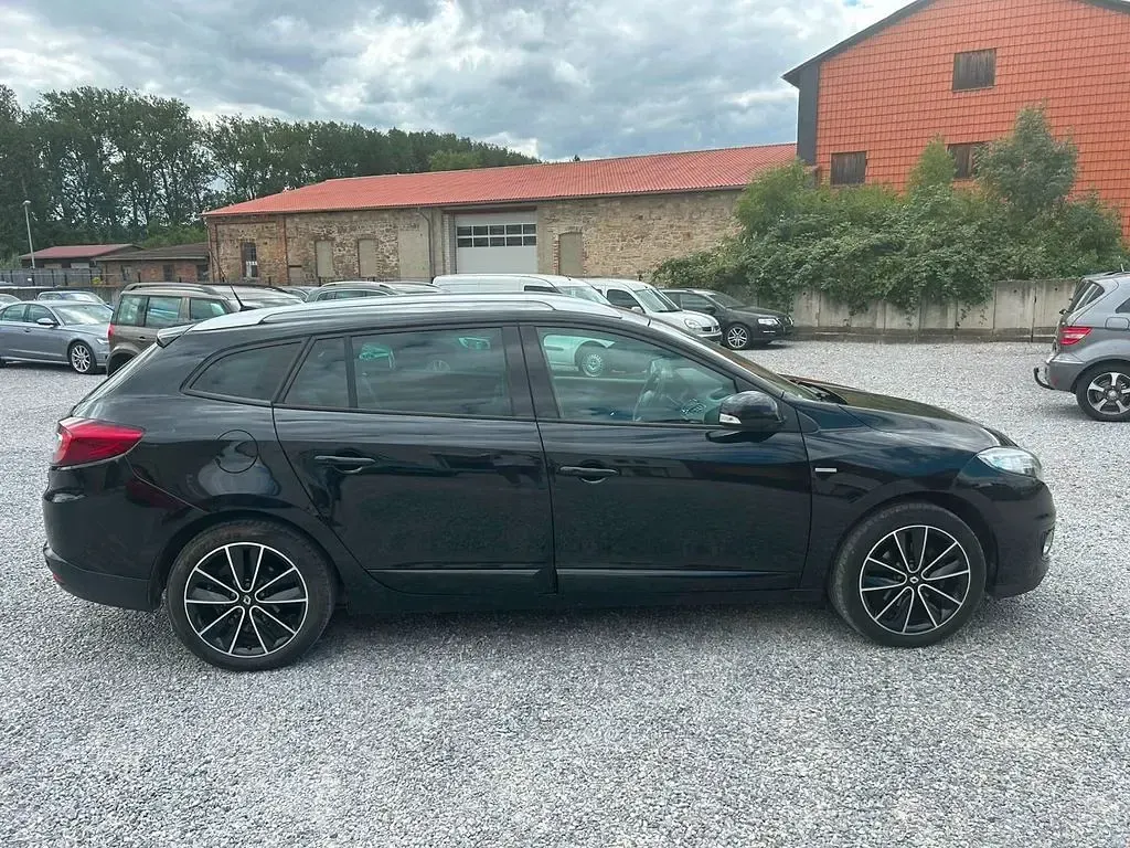 Gebraucht Renault Mégane III Bose Edition 131 PS (96 kW) 2012 Schwarz Limousine
