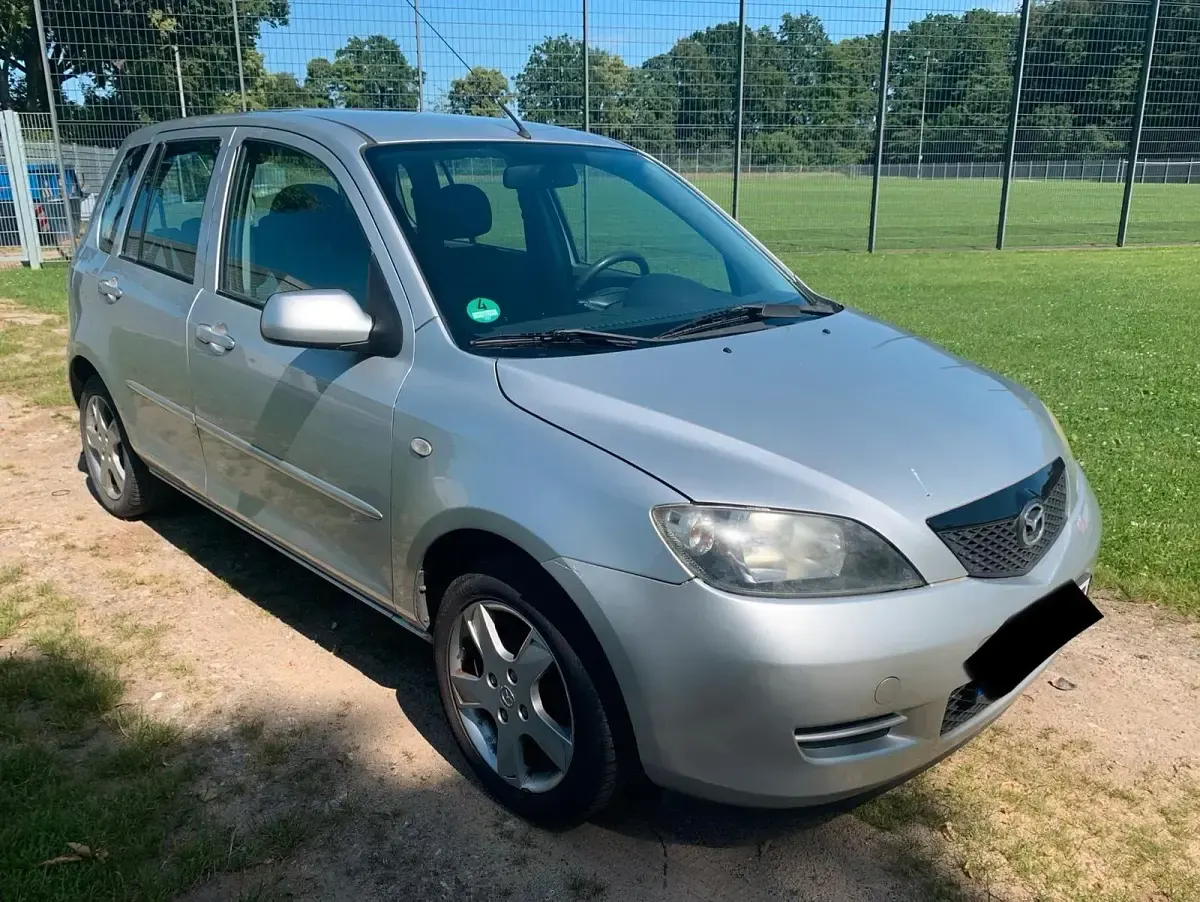 Gebraucht Mazda 2 80 PS (58 kW) 2004 Grau Kleinwagen