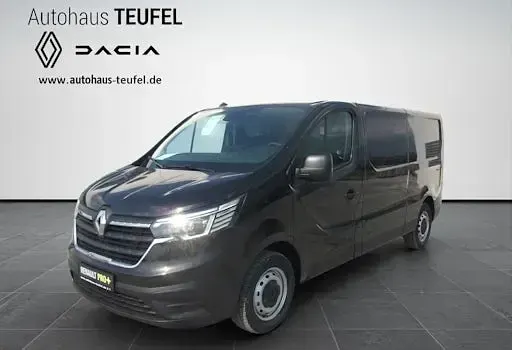 Neu Renault Trafic Komfort 131 PS (96 kW) 2025 Schwarz Van / Kleinbus