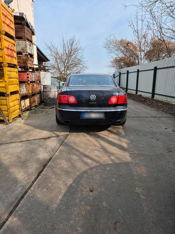 Usata VW Phaeton 335 CV (246 kW) 2005 Blu Berlina
