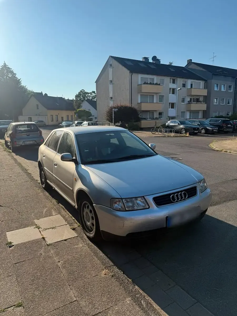 Gebraucht Audi A3 101 PS (74 kW) 1999 Silber Kleinwagen