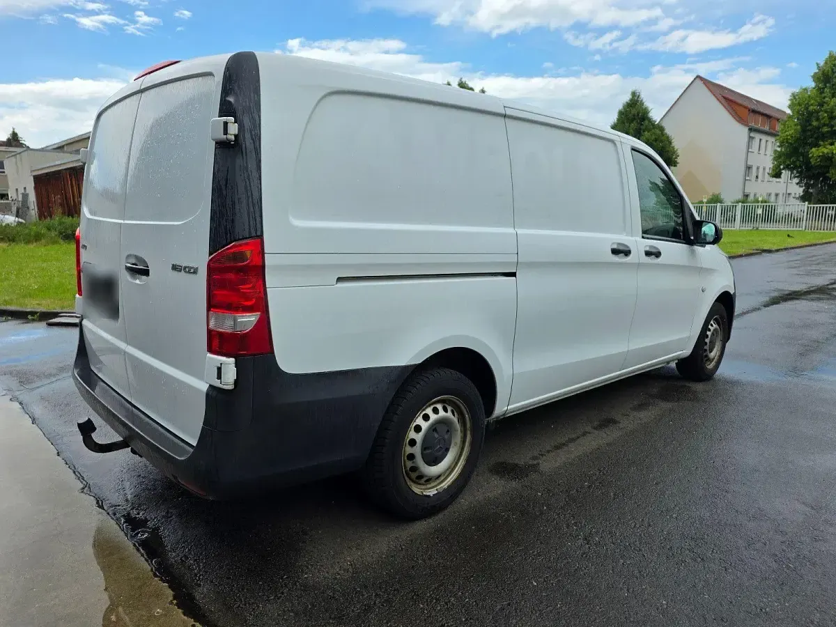 Gebraucht Mercedes Vito 163 PS (119 kW) 2015 Weiß Van