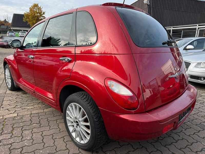 Gebraucht Chrysler PT Cruiser Limited 143 PS (105 kW) 2007 Rot Van / Kleinbus