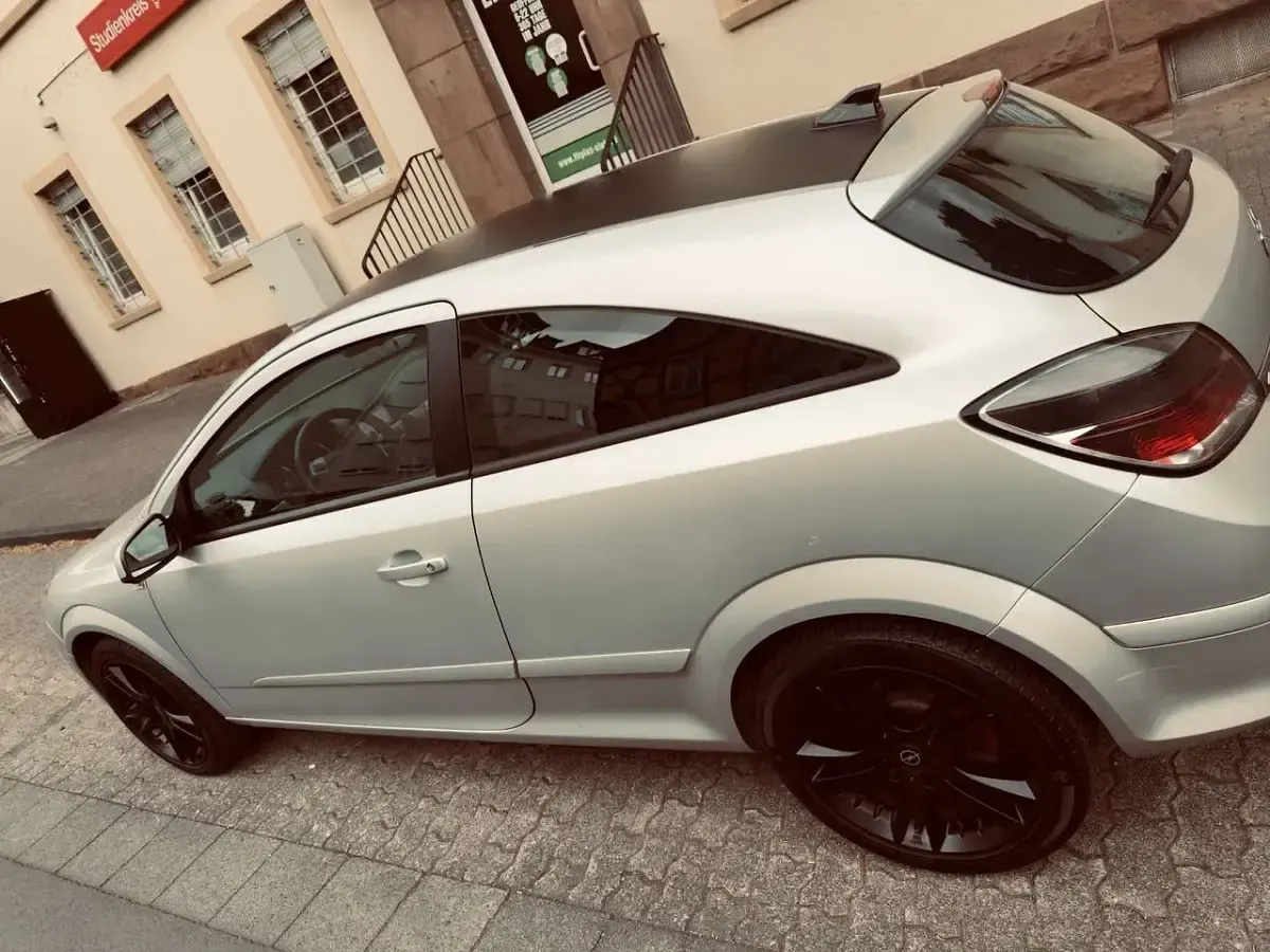 Gebraucht Opel Astra 156 PS (114 kW) 2007 Coupé