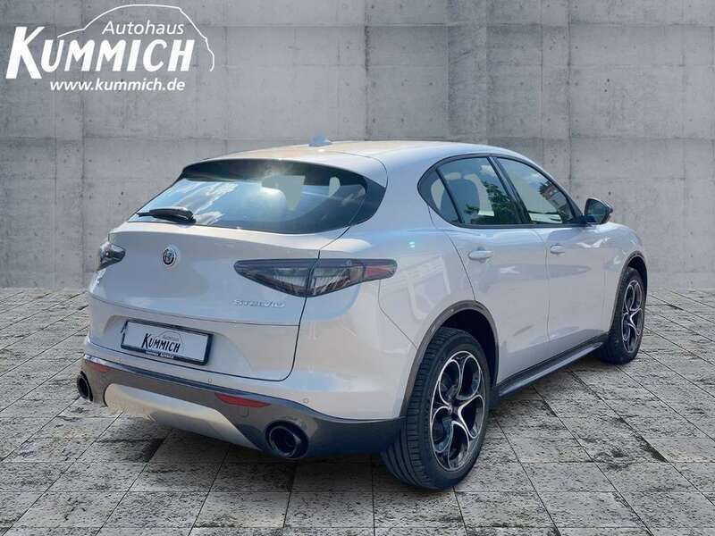 Gebraucht Alfa Romeo Stelvio Ti 280 PS (205 kW) 2023 Perla lunare, metallic SUV